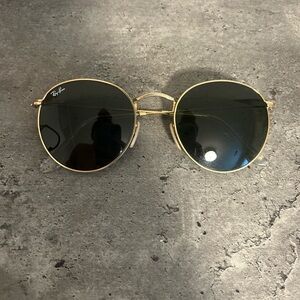 Ray-Ban Oval Metal Sunglasses (unisex)